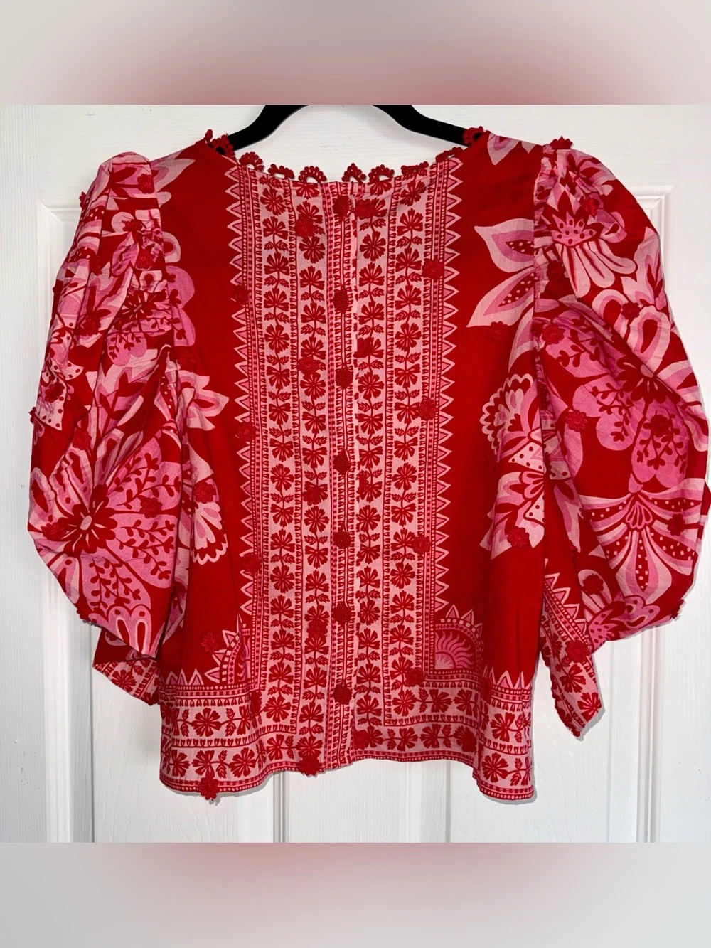 FARM RIO Flora Tapestry Appliqué Puff Sleeve Red Beaded Button Back Blouse XS S